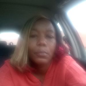 Meet your Posher, Cassandra